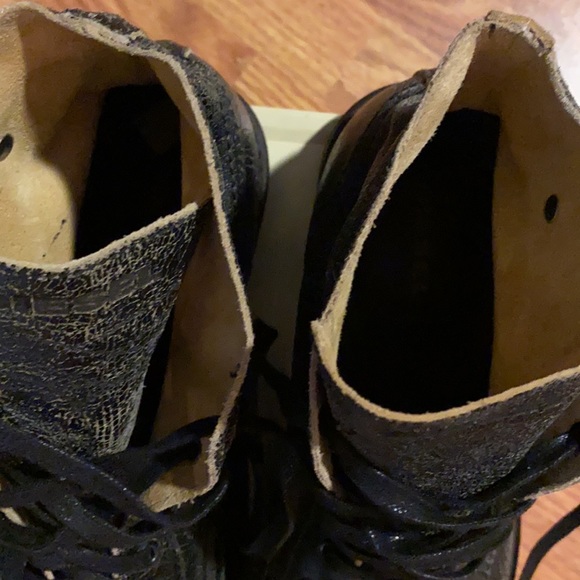 DIESEL men’s boots - Picture 5 of 14